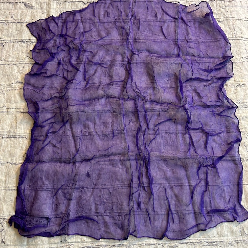 LOT OF (3) SQUARE DIFFERENT SIZE SCARVES VINTAGE HANKIES AND PURPLE SHEER GAP - Picture 6 of 9
